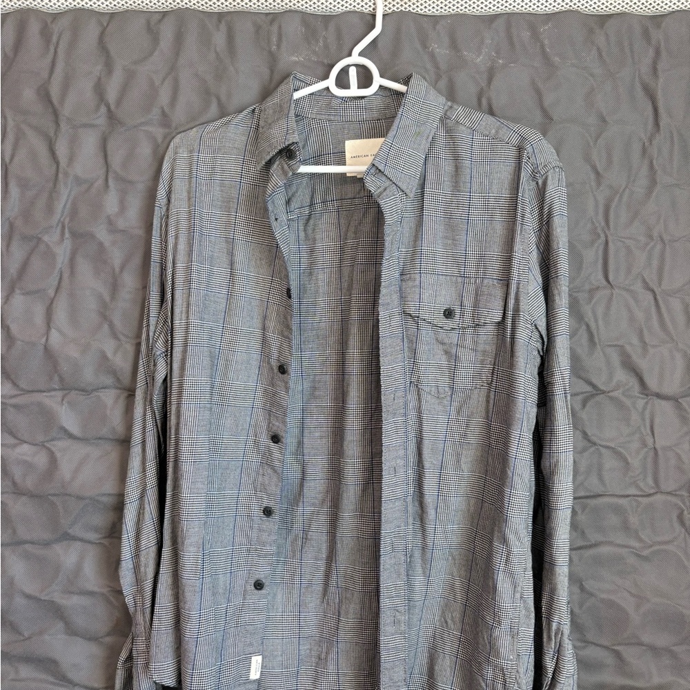 American Eagle Outfitters Gray Checked Button-Down Shirt